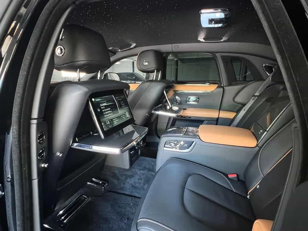 Rolls-Royce Ghost Black Badge - Amazing specs - NP 520k€ 12/2022-photo-11