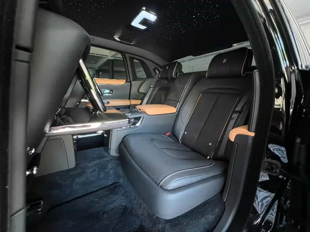 Rolls-Royce Ghost Black Badge - Amazing specs - NP 520k€ 12/2022-photo-12