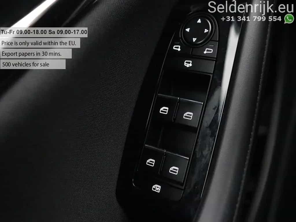 Mazda 3 2.0 e-SkyActiv-X M Hybrid 186 Comfort | sitzhe 04/2022-photo-34