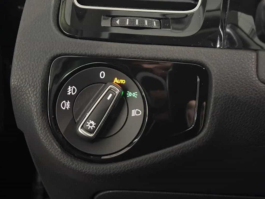 Volkswagen Golf VII Lim.Highline BlueMotion ACC LED CARPLAY 07/2018-photo-16