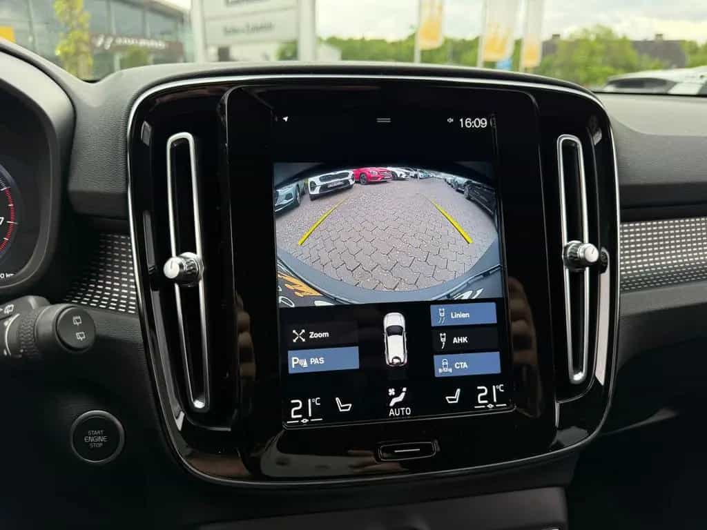 Volvo XC40 R Design H/K ACC AHK KAM 04/2021-photo-18