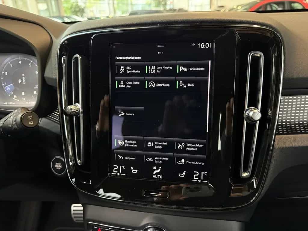 Volvo XC40 R Design H/K ACC AHK KAM 04/2021-photo-22