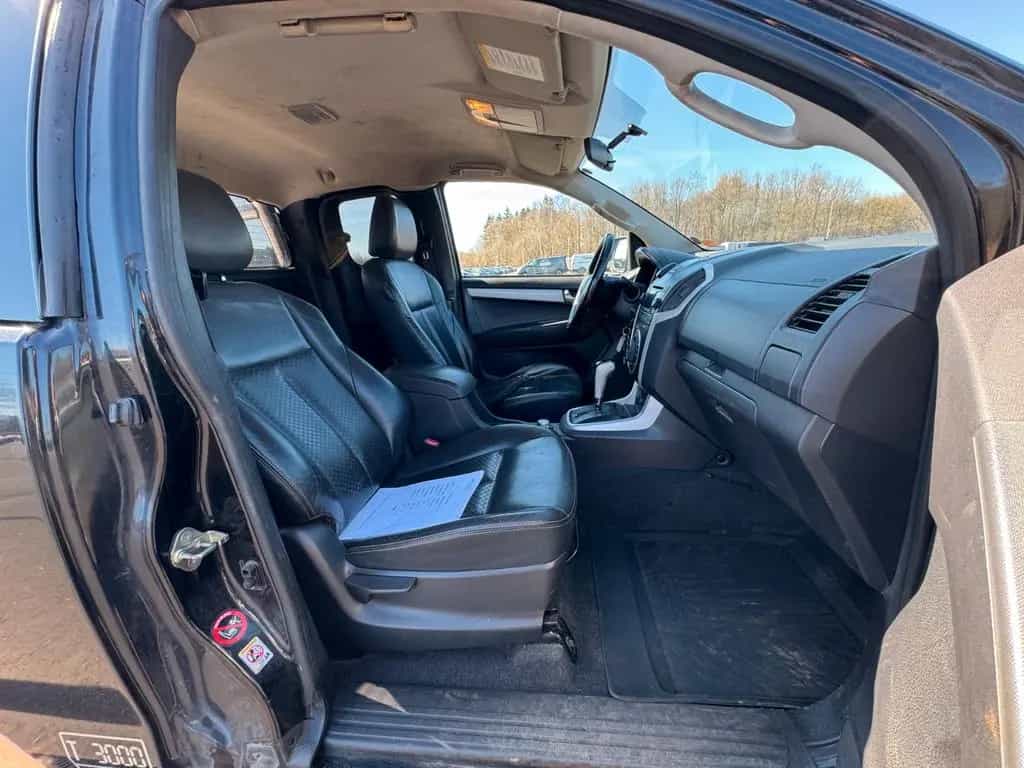 Isuzu D-Max 2.5 Extended Cab Aut. 163 PS 57687 LKW 05/2017-photo-11