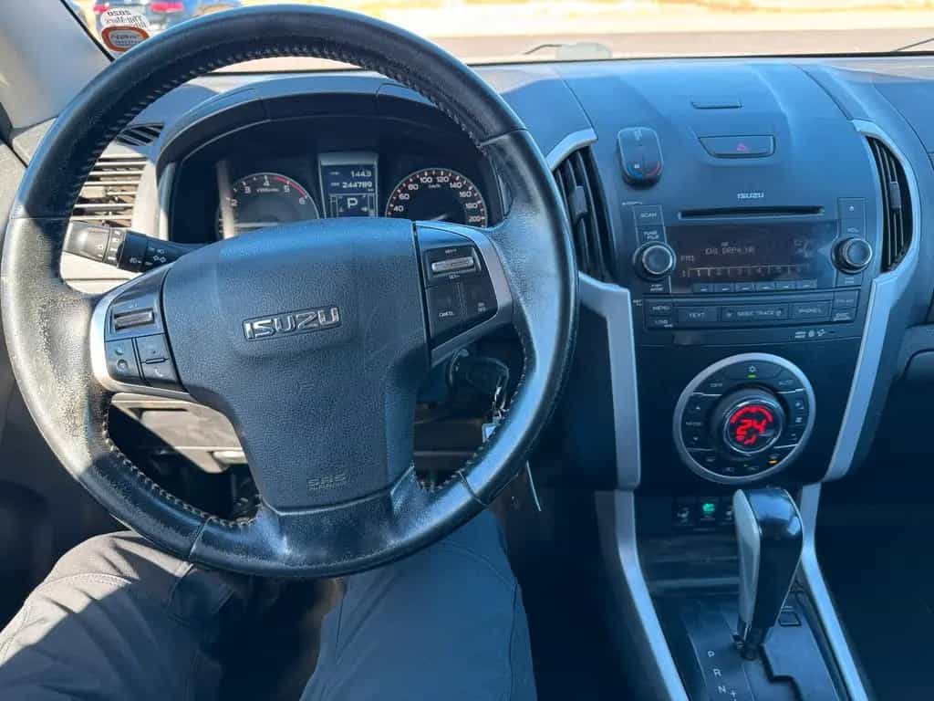 Isuzu D-Max 2.5 Extended Cab Aut. 163 PS 57687 LKW 05/2017-photo-14