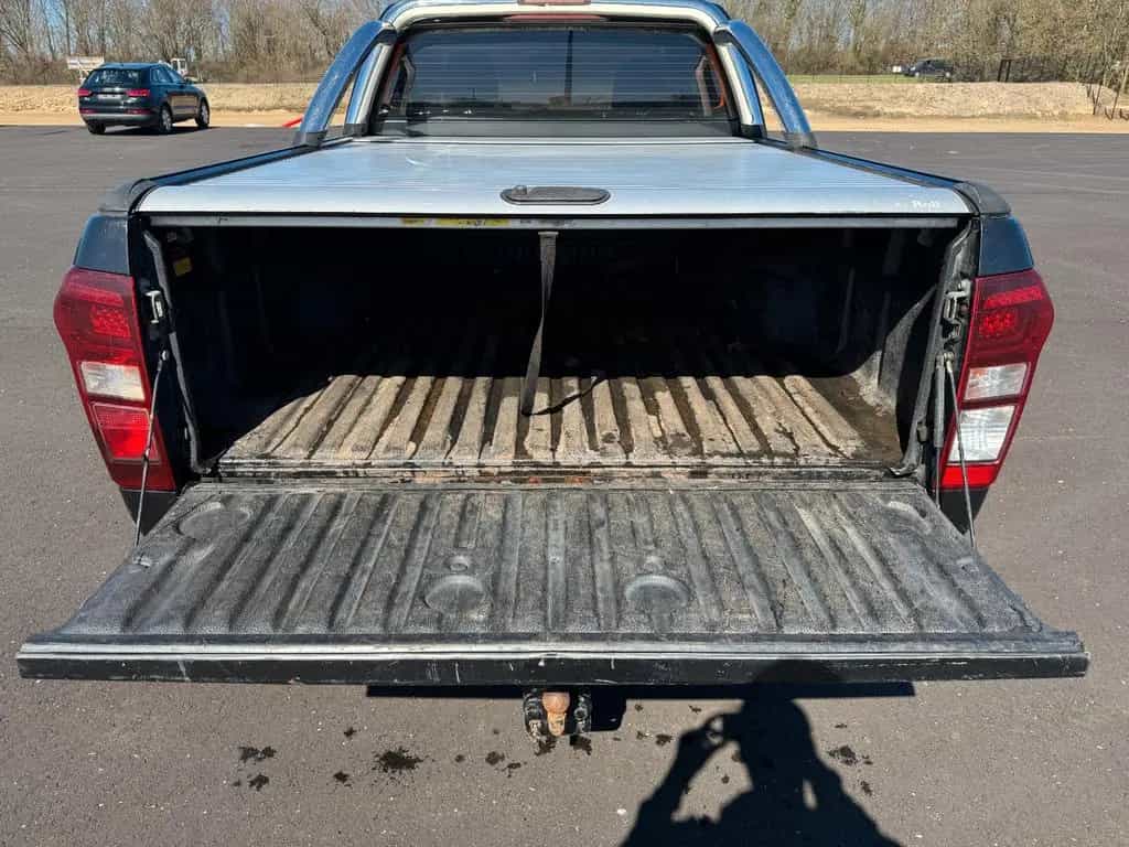 Isuzu D-Max 2.5 Extended Cab Aut. 163 PS 57687 LKW 05/2017-photo-6