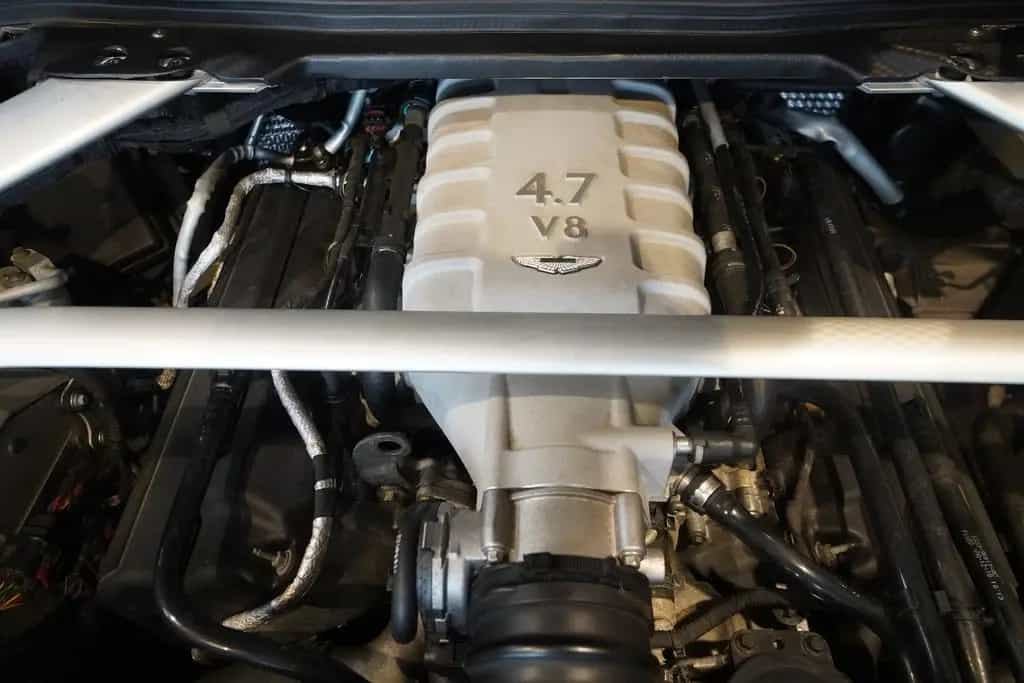 Aston Martin V8 Vantage Roadster SSH2 4.7*U-frei*Kupplung NEU 10/2014-photo-16
