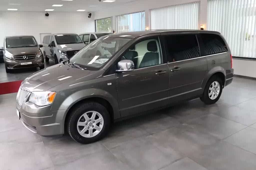 Chrysler Grand Voyager Bestattungswagen / Leichenwagen 12/2011-photo-0