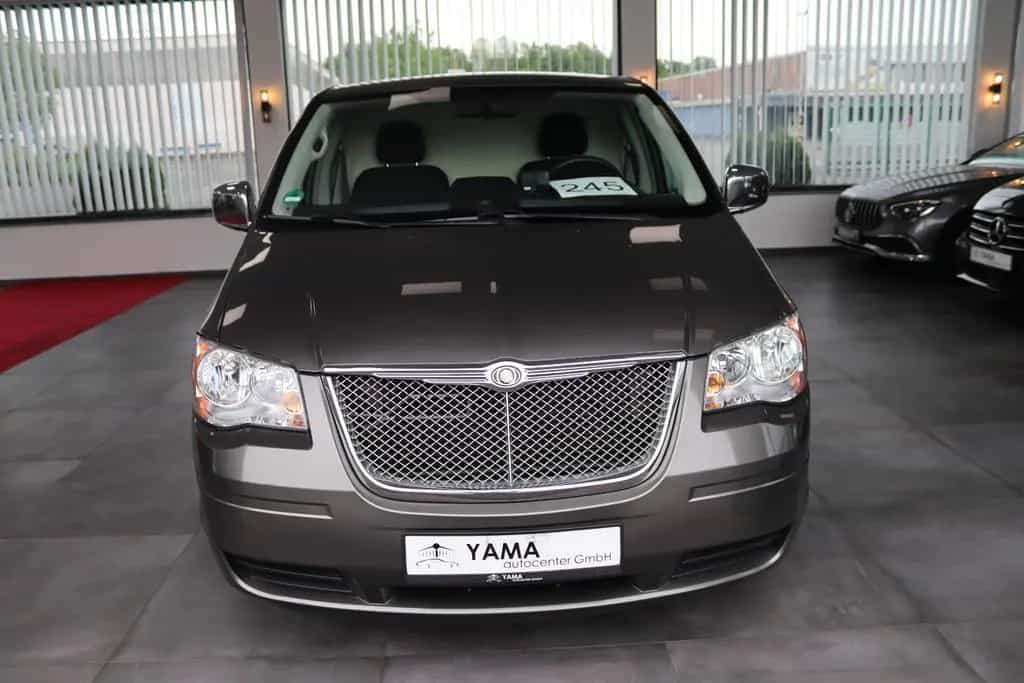 Chrysler Grand Voyager Bestattungswagen / Leichenwagen 12/2011-photo-1