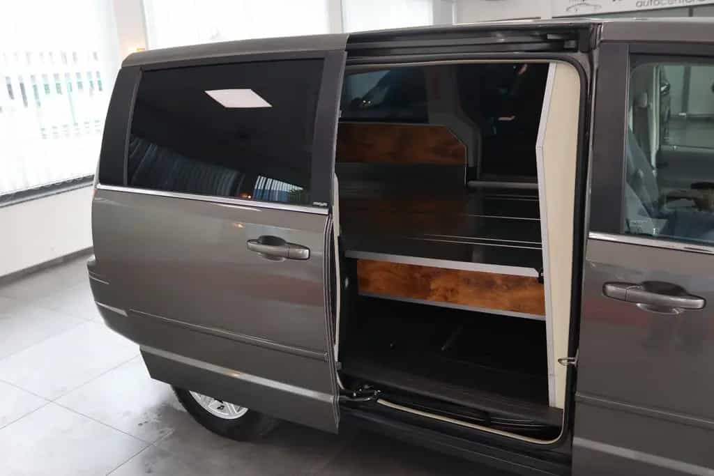 Chrysler Grand Voyager Bestattungswagen / Leichenwagen 12/2011-photo-13