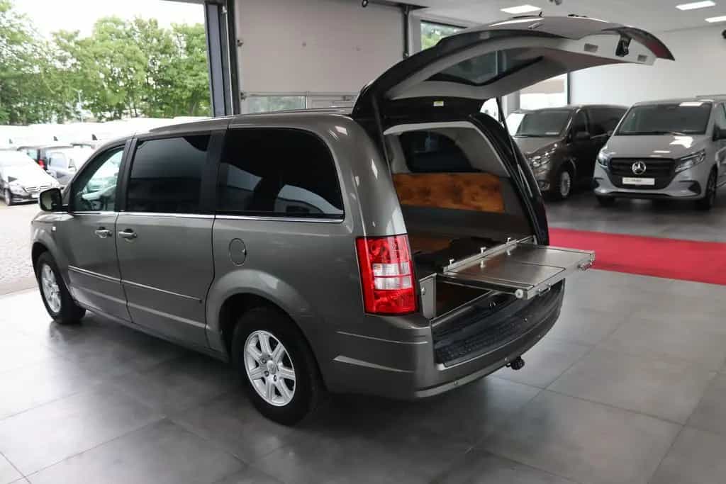Chrysler Grand Voyager Bestattungswagen / Leichenwagen 12/2011-photo-19