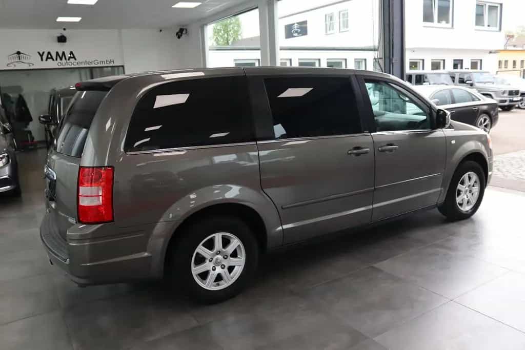 Chrysler Grand Voyager Bestattungswagen / Leichenwagen 12/2011-photo-2