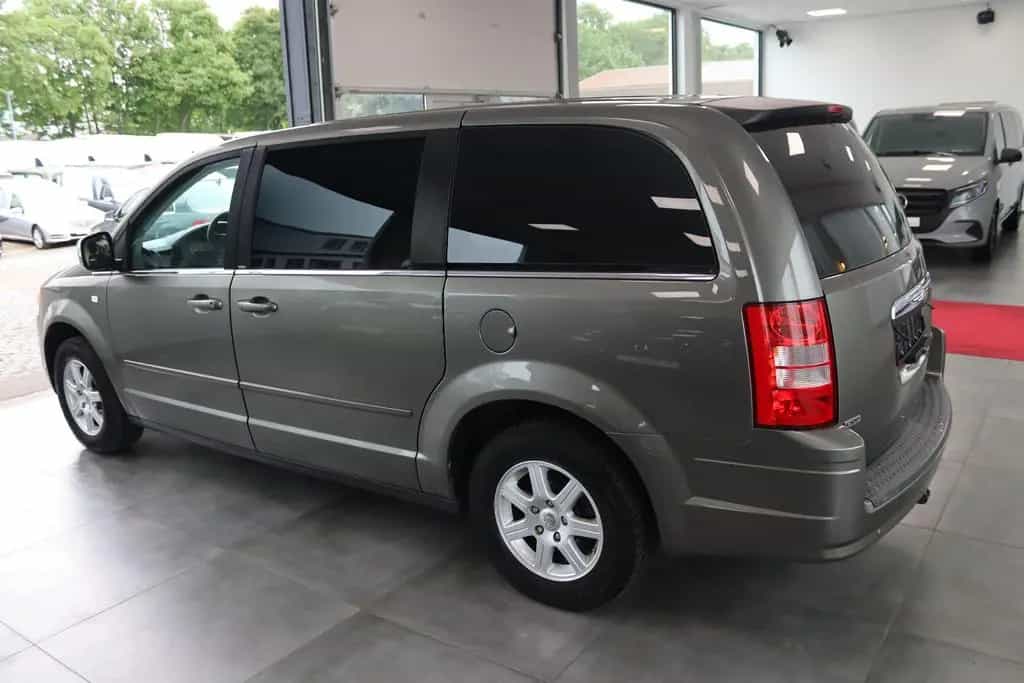 Chrysler Grand Voyager Bestattungswagen / Leichenwagen 12/2011-photo-4