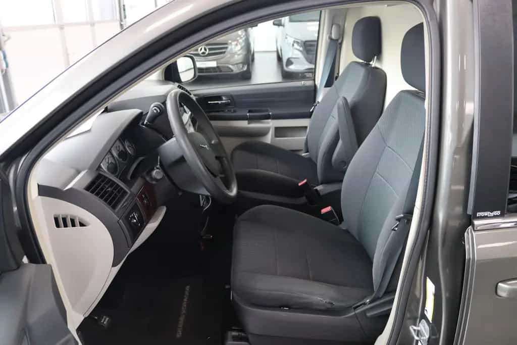 Chrysler Grand Voyager Bestattungswagen / Leichenwagen 12/2011-photo-6