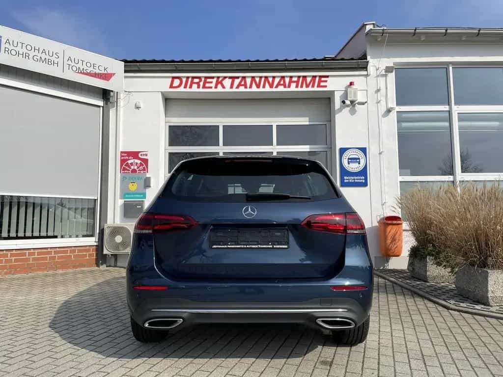 Mercedes-Benz B 200 Sondermodell Edition  plus weitere Extras! 07/2020-photo-13