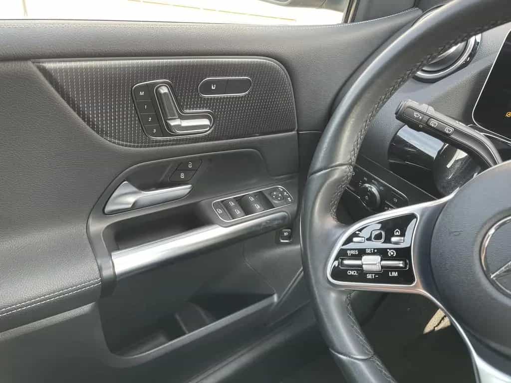 Mercedes-Benz B 200 Sondermodell Edition  plus weitere Extras! 07/2020-photo-5