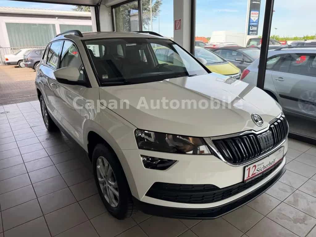Skoda Karoq Ambition Automatik/Scheckheft/EURO6 08/2019-photo-0
