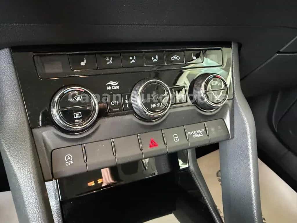 Skoda Karoq Ambition Automatik/Scheckheft/EURO6 08/2019-photo-16