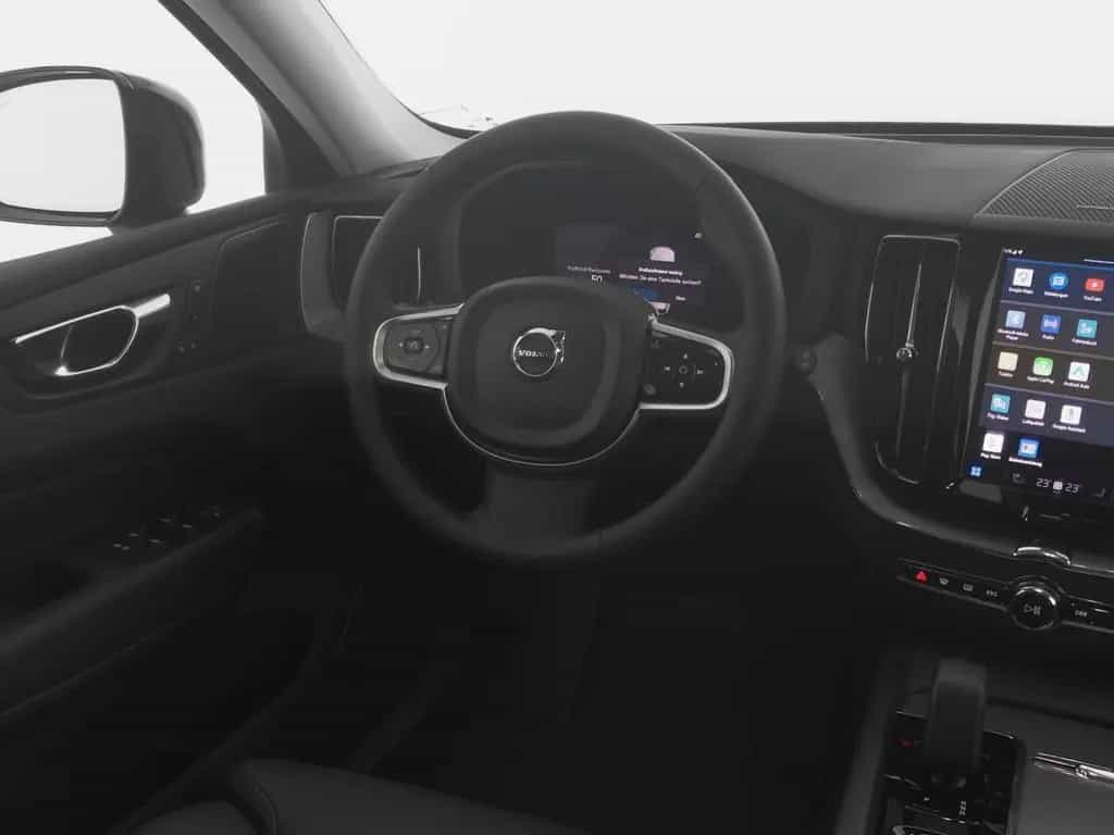 Volvo XC60 B5 AWD PLUS DARK FAP+HKSOUND+360°+PANO+LM+ 11/2024-photo-4