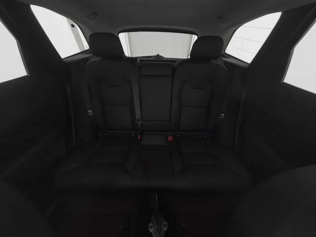 Volvo XC60 B5 AWD PLUS DARK FAP+HKSOUND+360°+PANO+LM+ 11/2024-photo-5