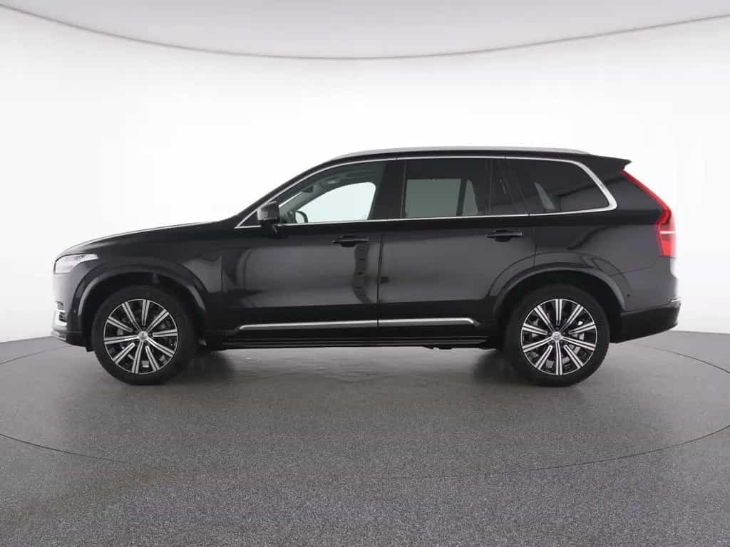 Volvo XC90 B5 AWD PLUS BRIGHT ALARM+AHL+360°+PANO 01/2024-photo-10