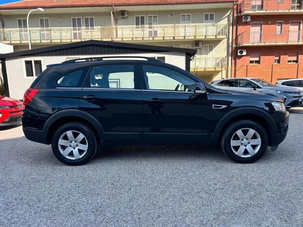 Chevrolet Captiva 2.2 VCDi 163CV 2WD 09/2012-photo-3