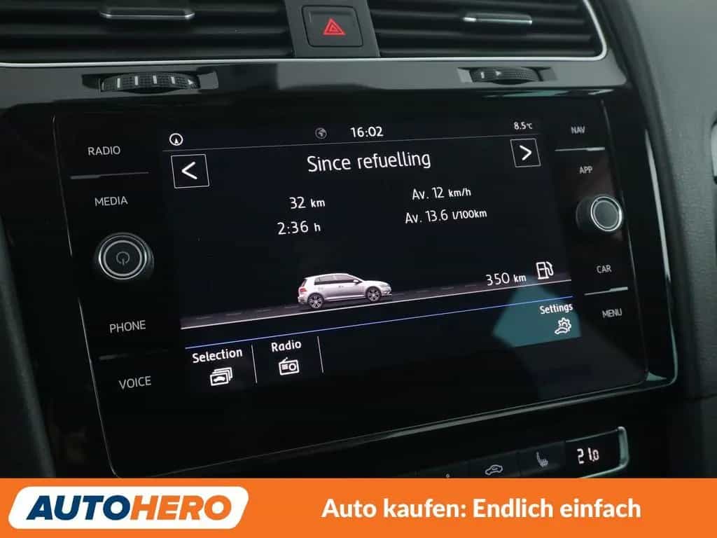 Volkswagen Golf VII 1.5 TSI ACT Highline BMT*NAVI*LED*PDC* 08/2019-photo-22