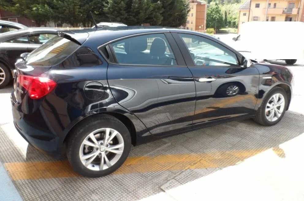 Alfa Romeo Giulietta 1.6 JTDm 120 CV Business 08/2018-photo-4