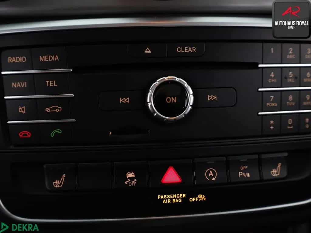 Mercedes-Benz CLA 45 AMG Shooting Brake 4M PANO,DISTRO,KEYLESS 04/2016-photo-20