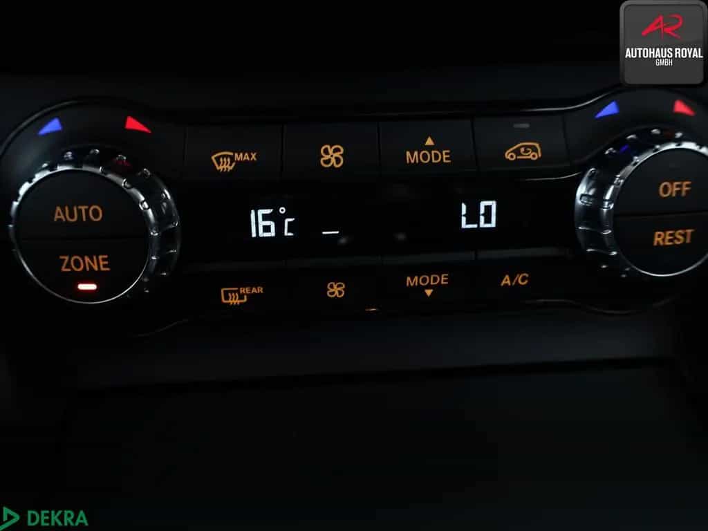 Mercedes-Benz CLA 45 AMG Shooting Brake 4M PANO,DISTRO,KEYLESS 04/2016-photo-21