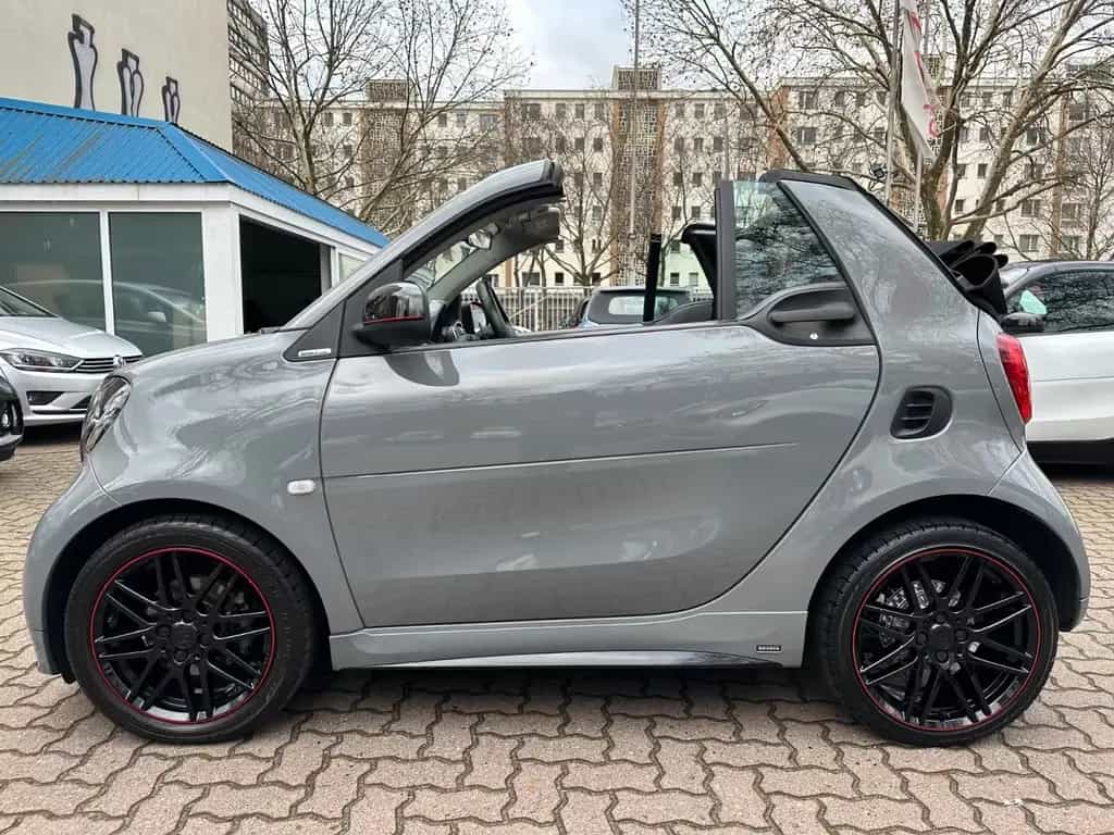 Smart ForTwo Cabrio*BRABUS FINEST EDITION 1*JBL*KAM* 09/2017-photo-1