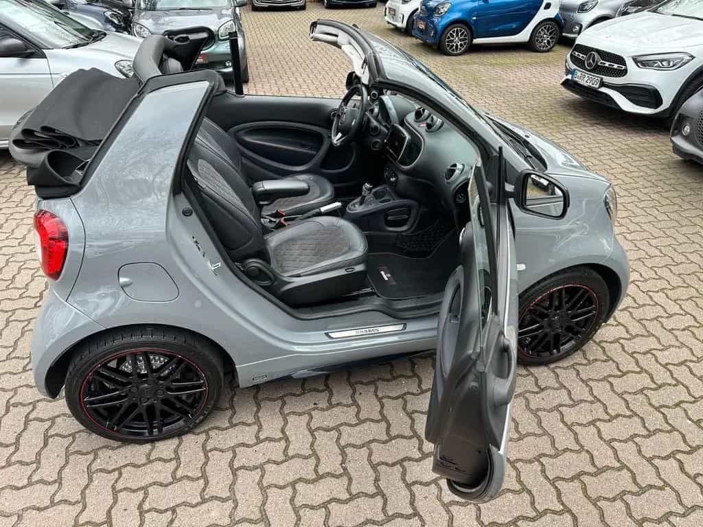 Smart ForTwo Cabrio*BRABUS FINEST EDITION 1*JBL*KAM* 09/2017-photo-29