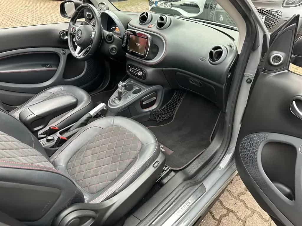 Smart ForTwo Cabrio*BRABUS FINEST EDITION 1*JBL*KAM* 09/2017-photo-4