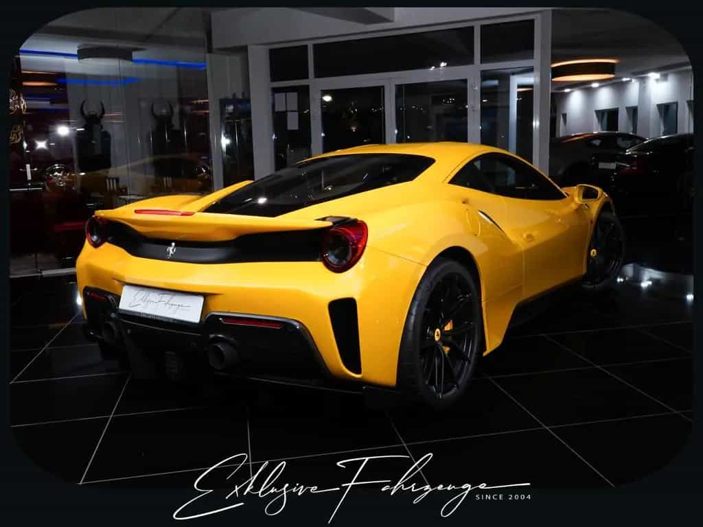 Ferrari 488 Pista GTB Erstbesitz Lift Carbon 24M 06/2019-photo-20