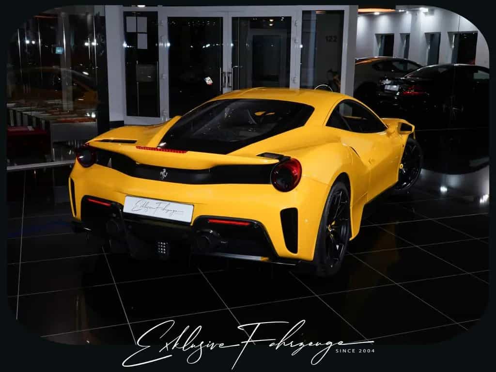 Ferrari 488 Pista GTB Erstbesitz Lift Carbon 24M 06/2019-photo-22