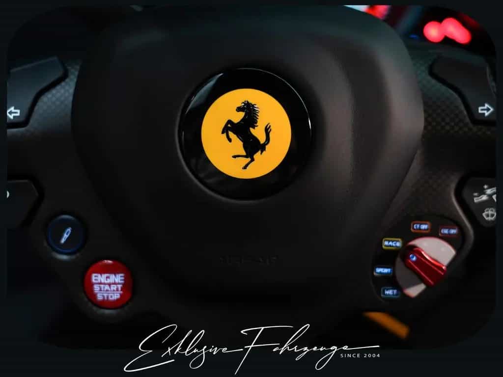 Ferrari 488 Pista GTB Erstbesitz Lift Carbon 24M 06/2019-photo-30