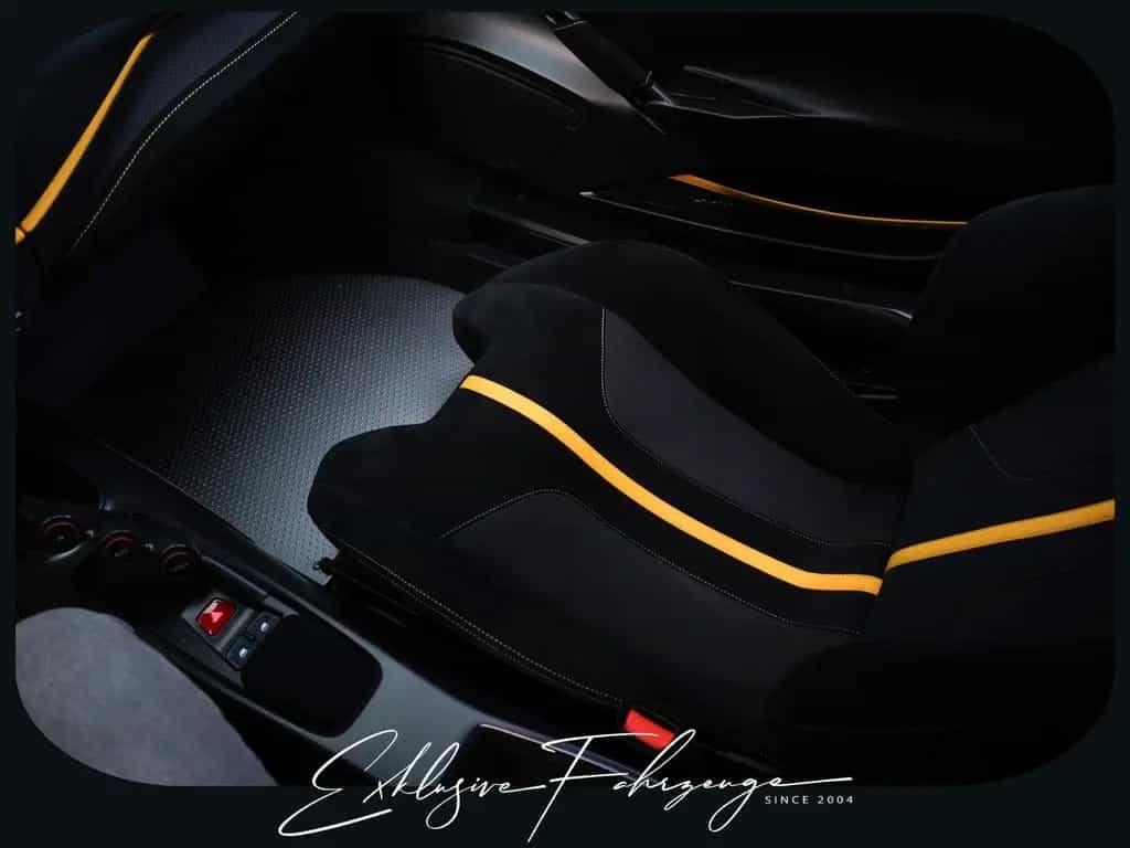 Ferrari 488 Pista GTB Erstbesitz Lift Carbon 24M 06/2019-photo-35