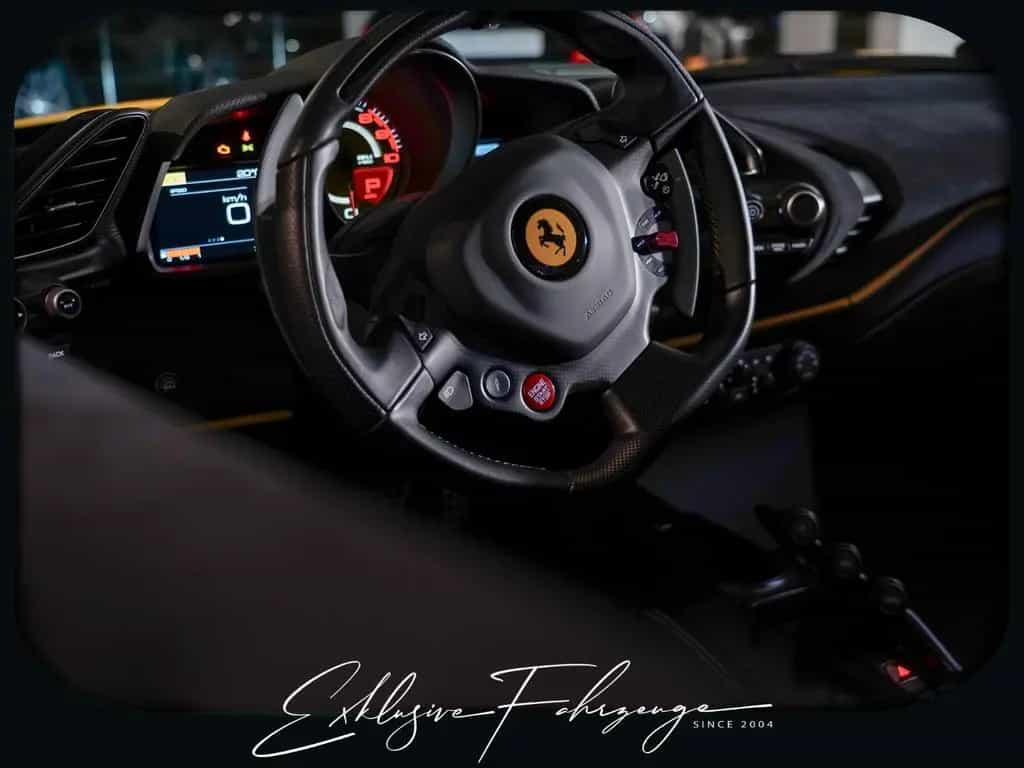 Ferrari 488 Pista GTB Erstbesitz Lift Carbon 24M 06/2019-photo-37