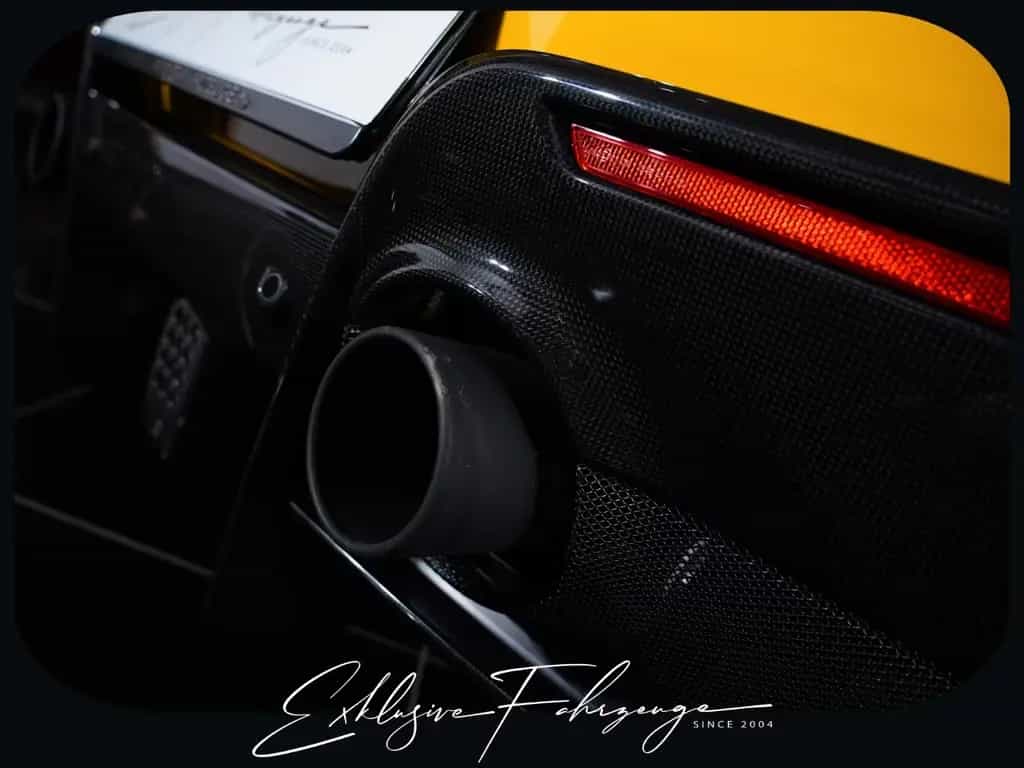 Ferrari 488 Pista GTB Erstbesitz Lift Carbon 24M 06/2019-photo-41