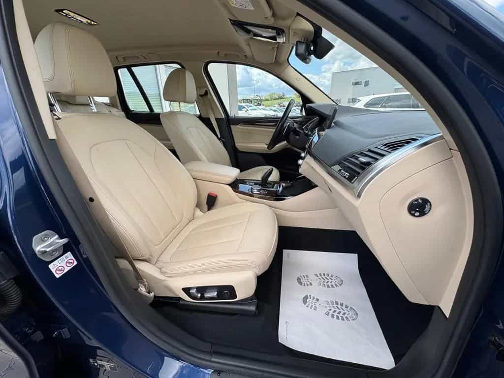 BMW X3 xDrive 30 d Advantage 01/2020-photo-17