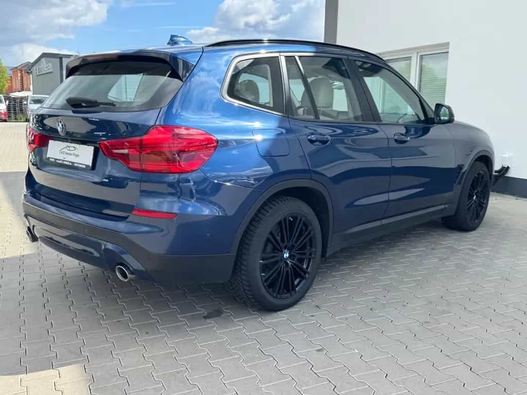 BMW X3 xDrive 30 d Advantage 01/2020-photo-5