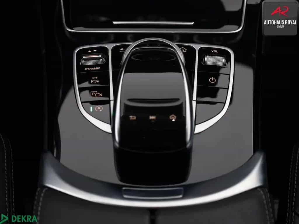 Mercedes-Benz C 200 T AVANTGARDE MULTIBEAM,DISTRONIC,KAMERA,SH 12/2018-photo-20