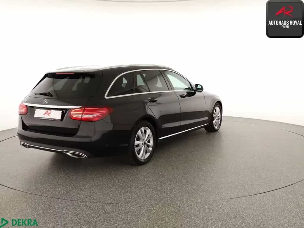 Mercedes-Benz C 200 T AVANTGARDE MULTIBEAM,DISTRONIC,KAMERA,SH 12/2018-photo-4
