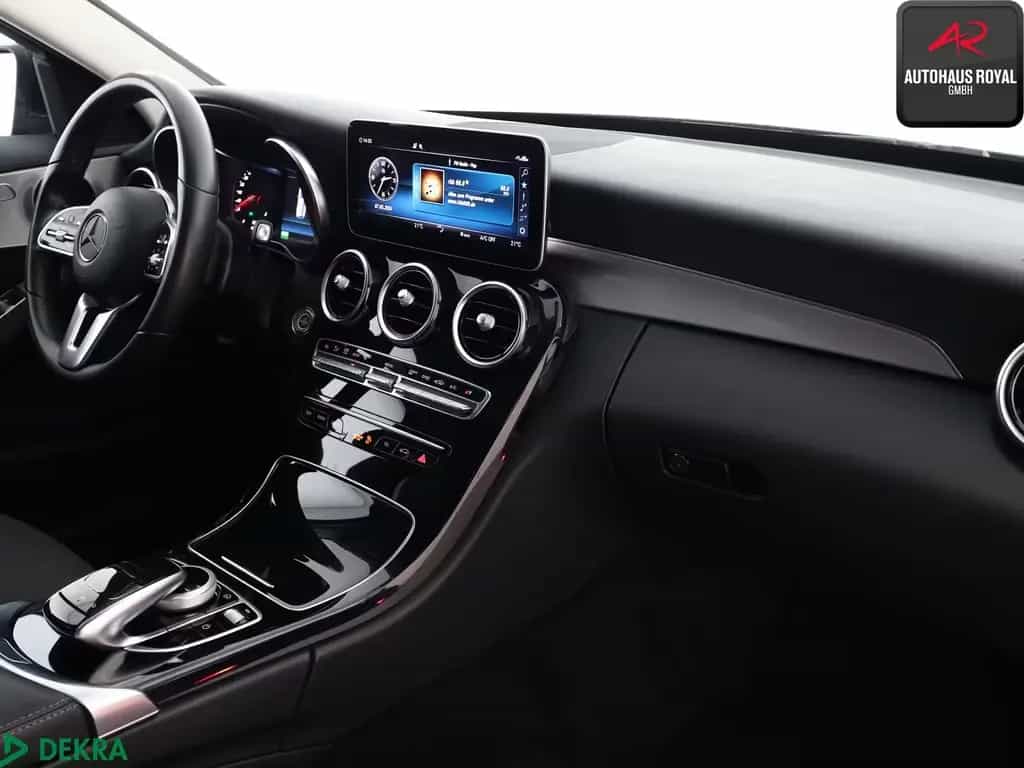 Mercedes-Benz C 200 T AVANTGARDE MULTIBEAM,DISTRONIC,KAMERA,SH 12/2018-photo-9