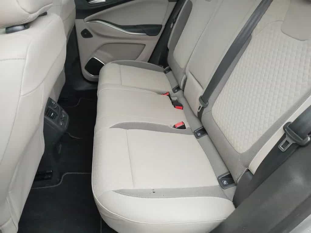 Opel Grandland 2.0 CDTI, Navi, AHK, Winterpaket, Pano 02/2018-photo-9
