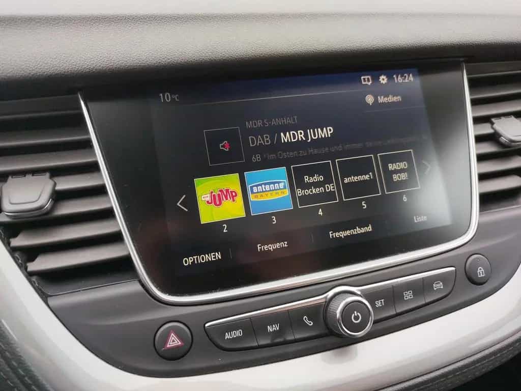 Opel Grandland 2.0 CDTI, Navi, AHK, Winterpaket, Pano 02/2018-photo-21