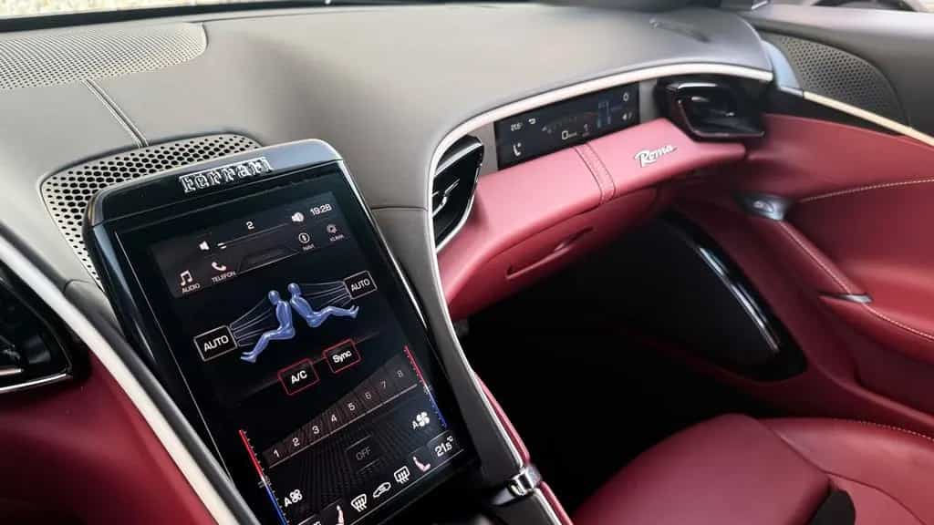Ferrari Roma *1.Hd*Dt.Auto*LED Lenkrad*Beifahrer Display 05/2023-photo-17