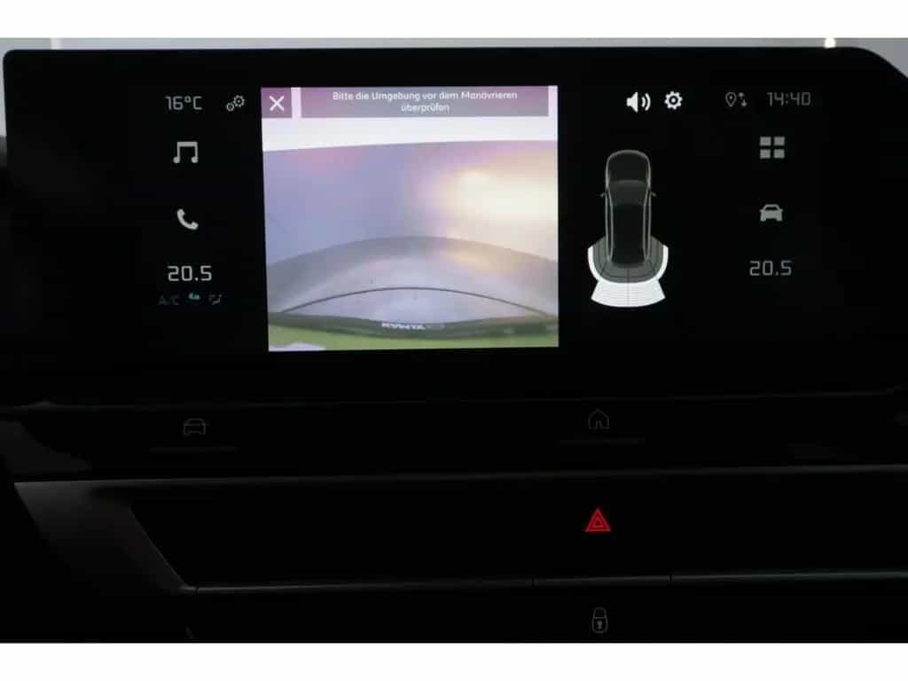 Citroën C4 X 1.2PureTech Aut.145 Plus+LED+CARPLAY+PDC 03/2025-photo-17