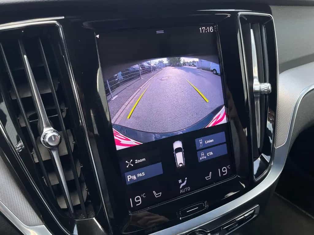 Volvo V60 B4 D R-DESIGN LED KAMERA KLIMA ACC 12/2020-photo-31
