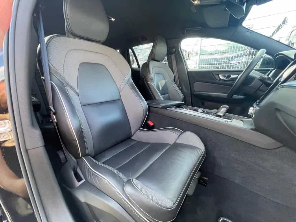 Volvo V60 B4 D R-DESIGN LED KAMERA KLIMA ACC 12/2020-photo-33