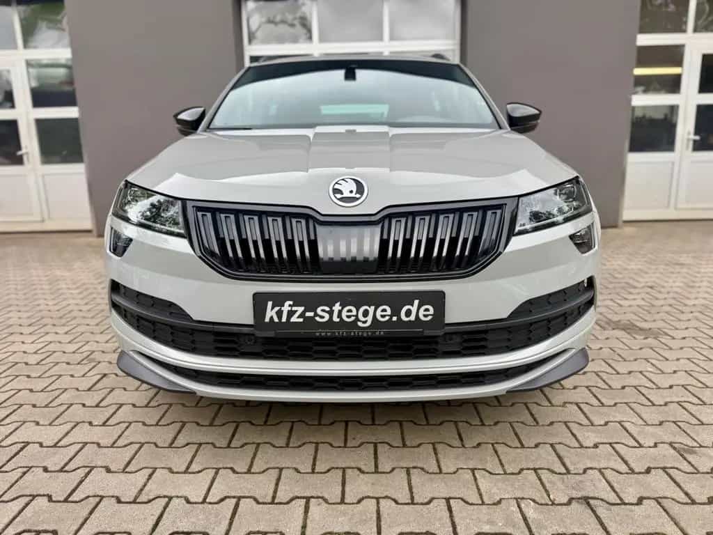 Skoda Karoq Sportline/ Navi/ AHZV/ LED/ 19" 11/2019-photo-1